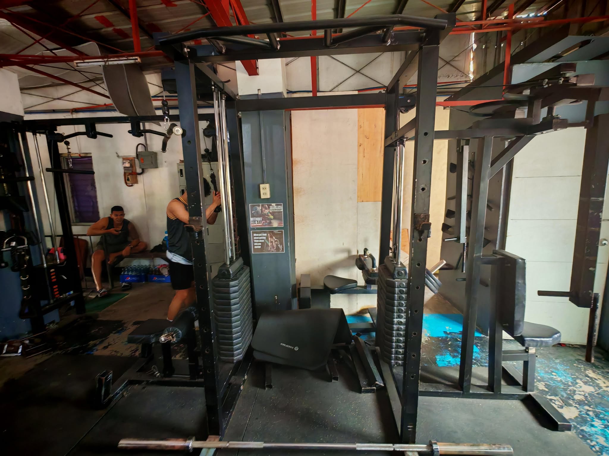 Pec Deck Fly Machine